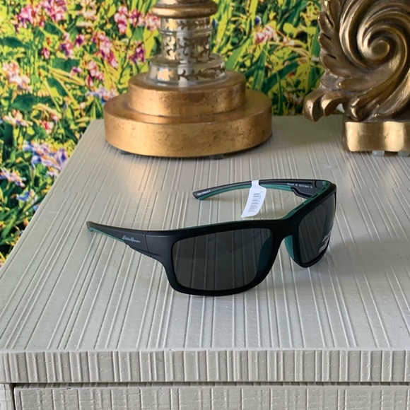 Eddie Bauer Saxon Polarizes men’s sunglasses - Picture 2 of 16